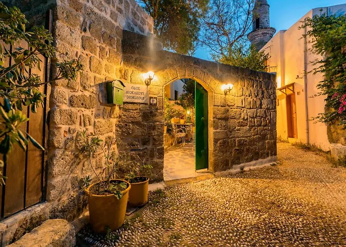 Apartment Secret Garden - Old Town Rhodes City