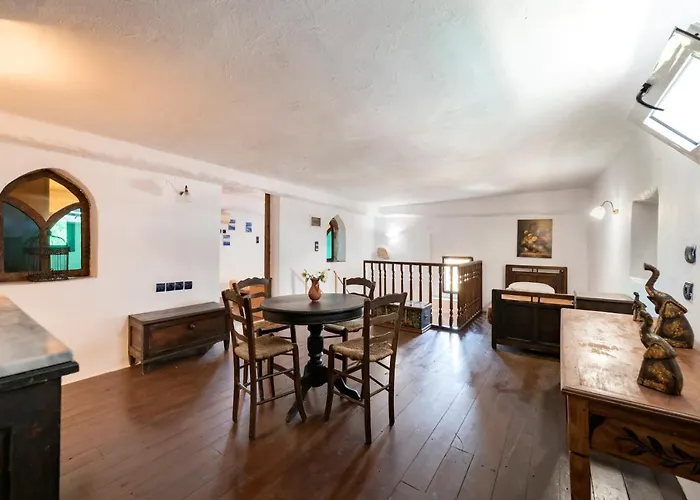 Secret Garden - Old Town Rhodes City