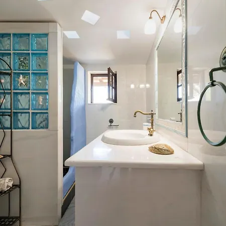 Secret Garden - Old Town * Rhodes City