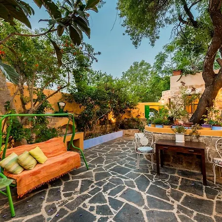 Secret Garden - Old Town *